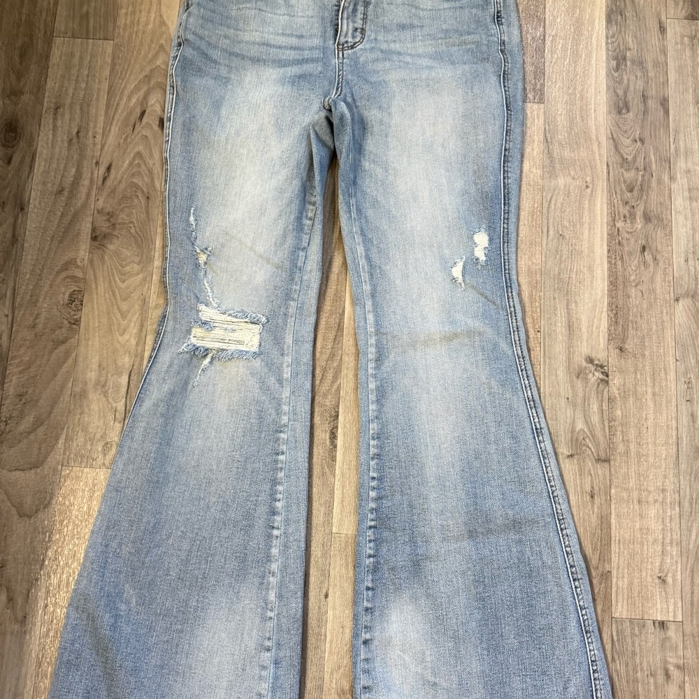Judy Blue Light Blue Distressed Flare Jeans